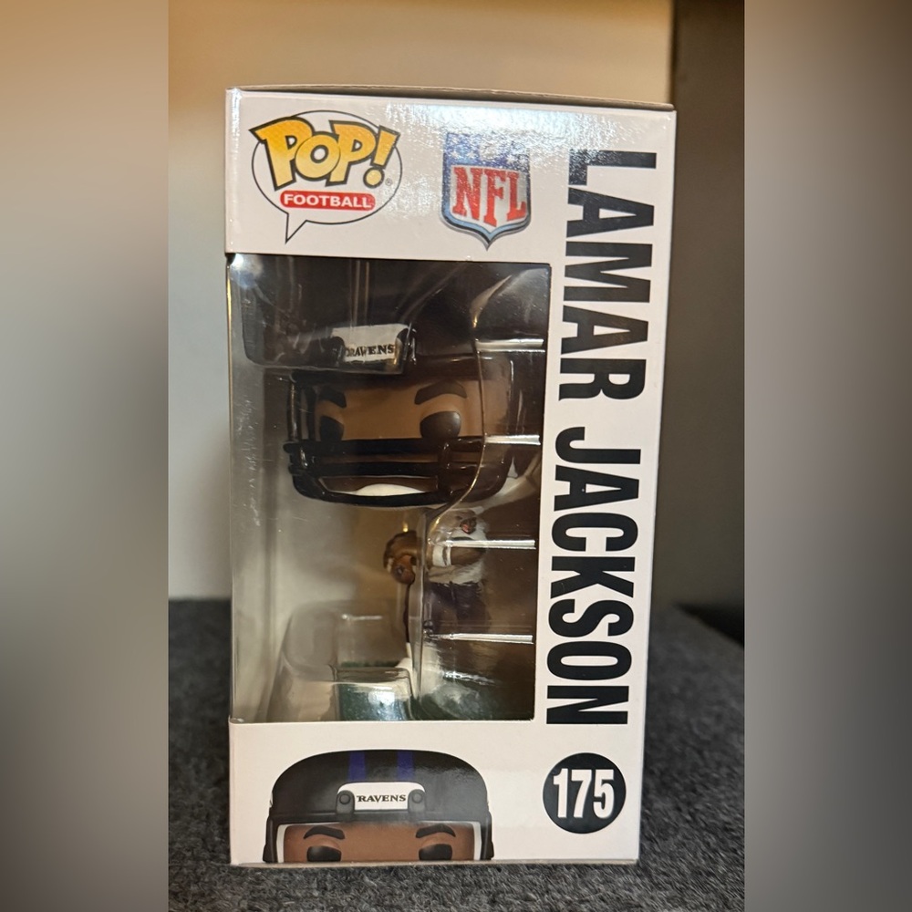 Funko Pop! NFL Ravens QB Lamar Jackson #175